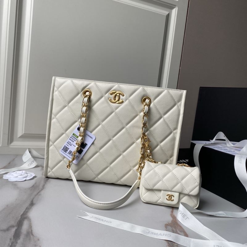Ch**el shopping bags
